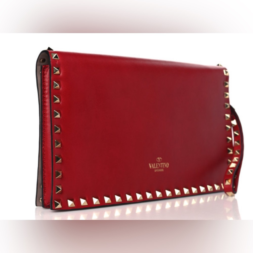 Valentino Garavani Rockstud Wristlet Clutch
